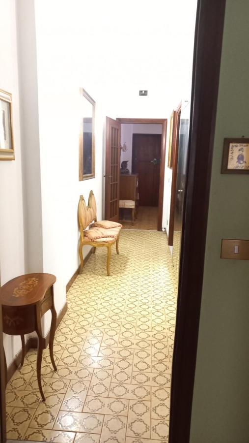 Appartamento Incantevole Al Centro Di Torvaianica Buitenkant foto