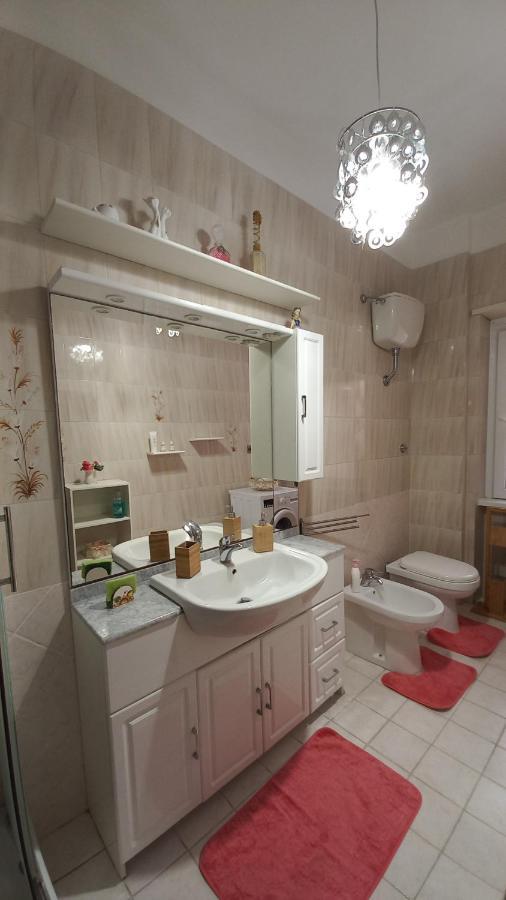 Appartamento Incantevole Al Centro Di Torvaianica Buitenkant foto