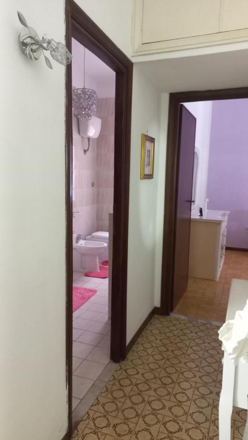 Appartamento Incantevole Al Centro Di Torvaianica Buitenkant foto