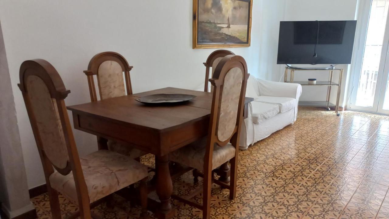 Appartamento Incantevole Al Centro Di Torvaianica Buitenkant foto