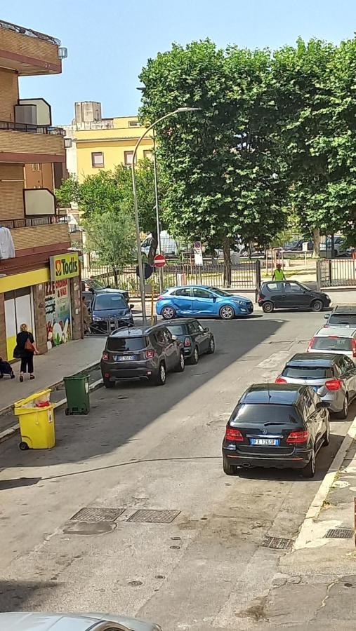 Appartamento Incantevole Al Centro Di Torvaianica Buitenkant foto