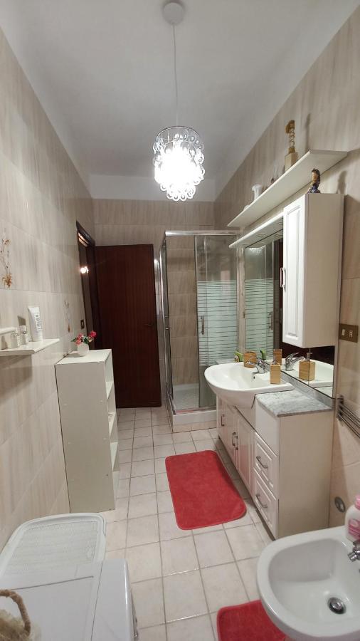 Appartamento Incantevole Al Centro Di Torvaianica Buitenkant foto