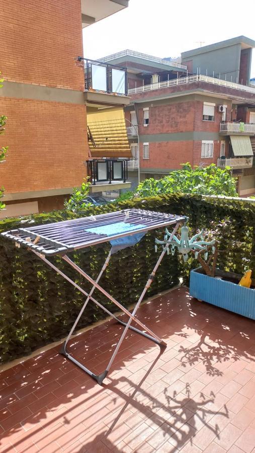 Appartamento Incantevole Al Centro Di Torvaianica Buitenkant foto