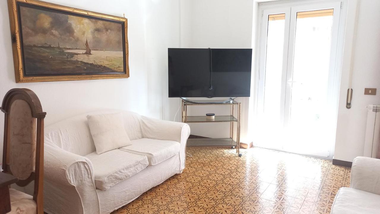 Appartamento Incantevole Al Centro Di Torvaianica Buitenkant foto
