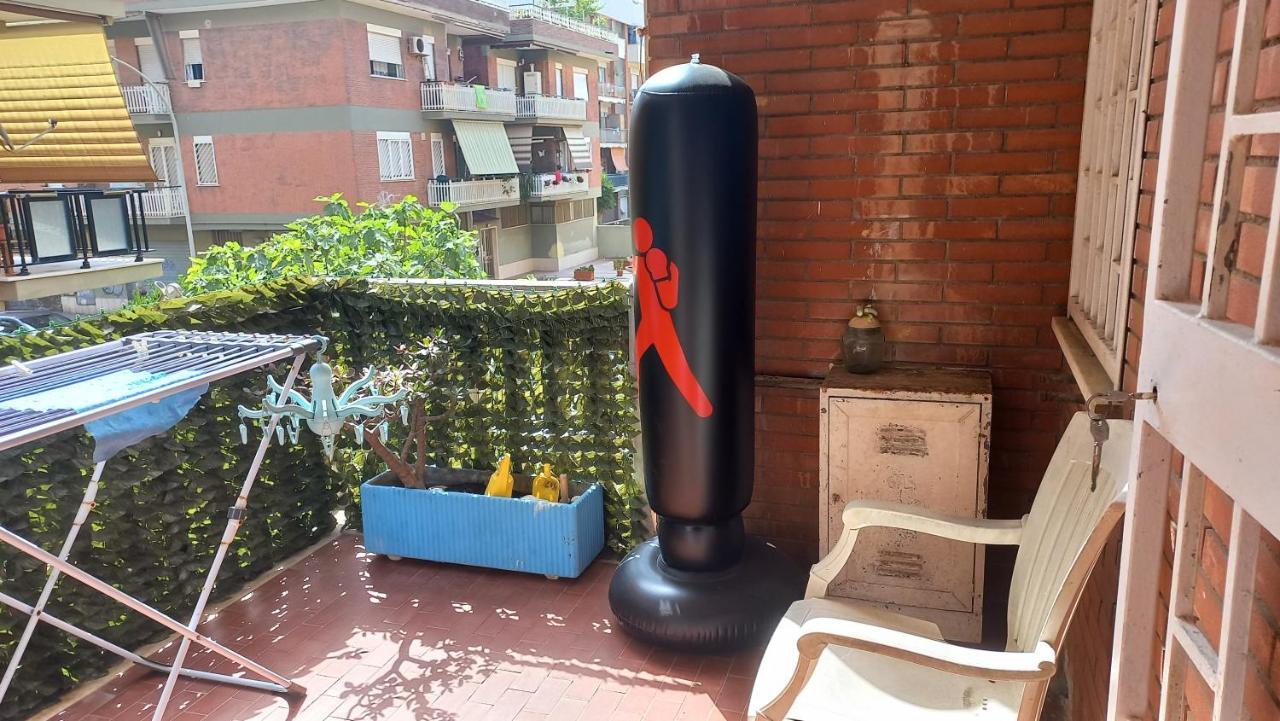 Appartamento Incantevole Al Centro Di Torvaianica Buitenkant foto