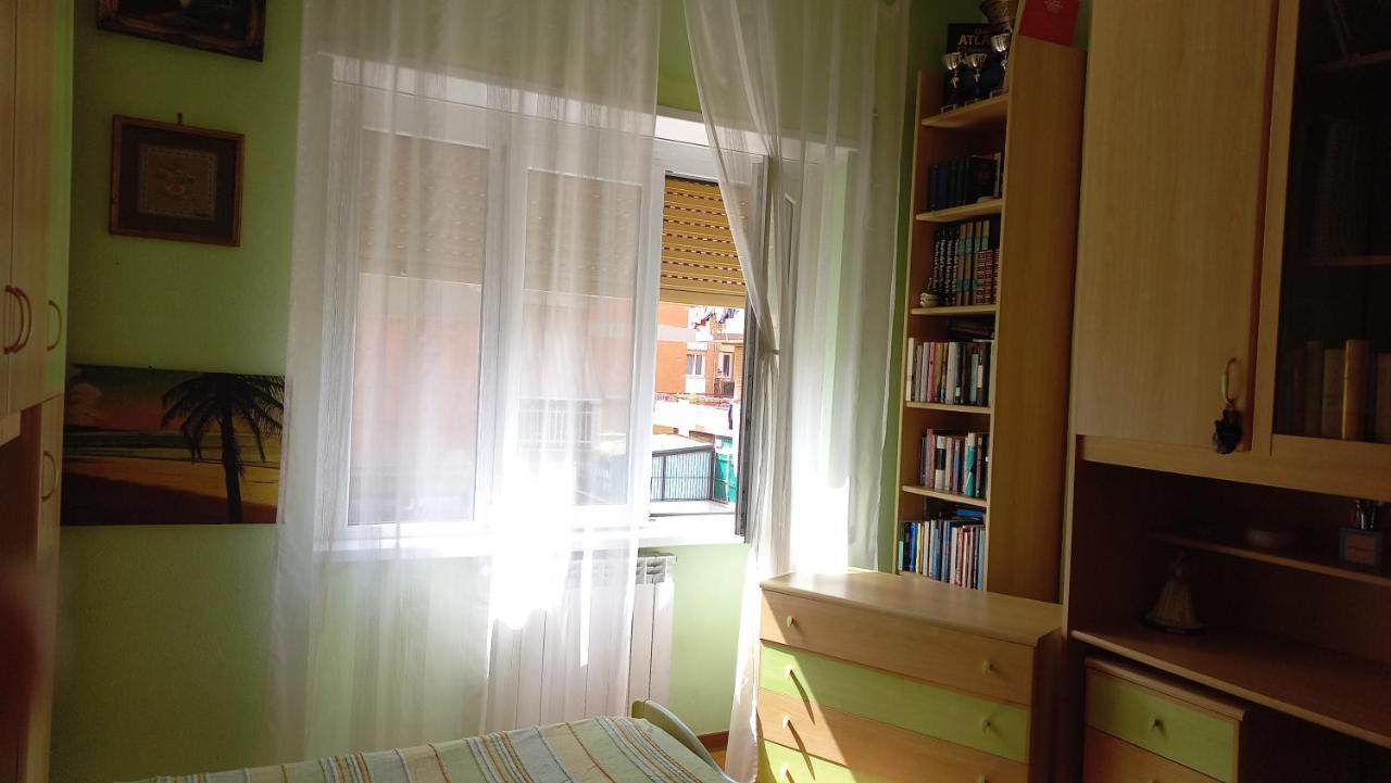 Appartamento Incantevole Al Centro Di Torvaianica Buitenkant foto