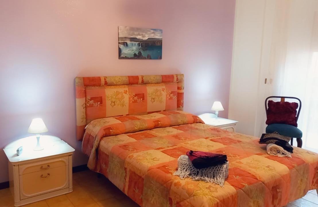Appartamento Incantevole Al Centro Di Torvaianica Buitenkant foto